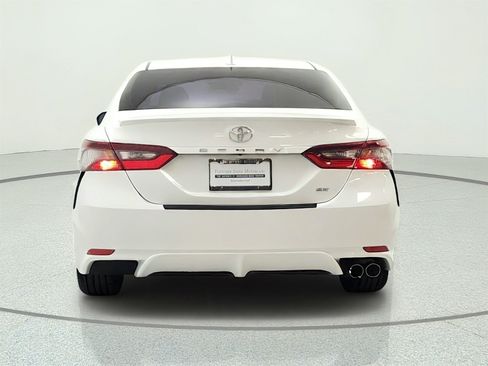 Used 2023 Toyota Camry SE w/ Convenience Package FWD image 6