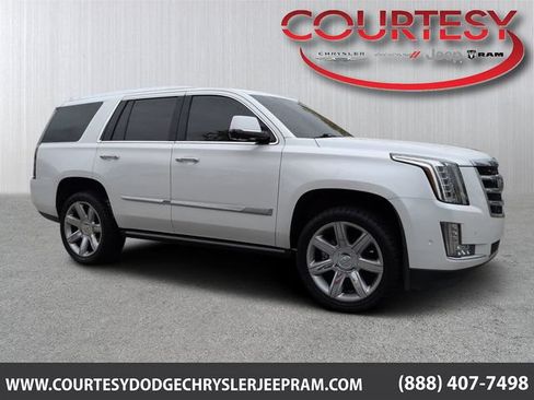 Used 2019 Cadillac Escalade Premium Luxury AWD/4WD image 1