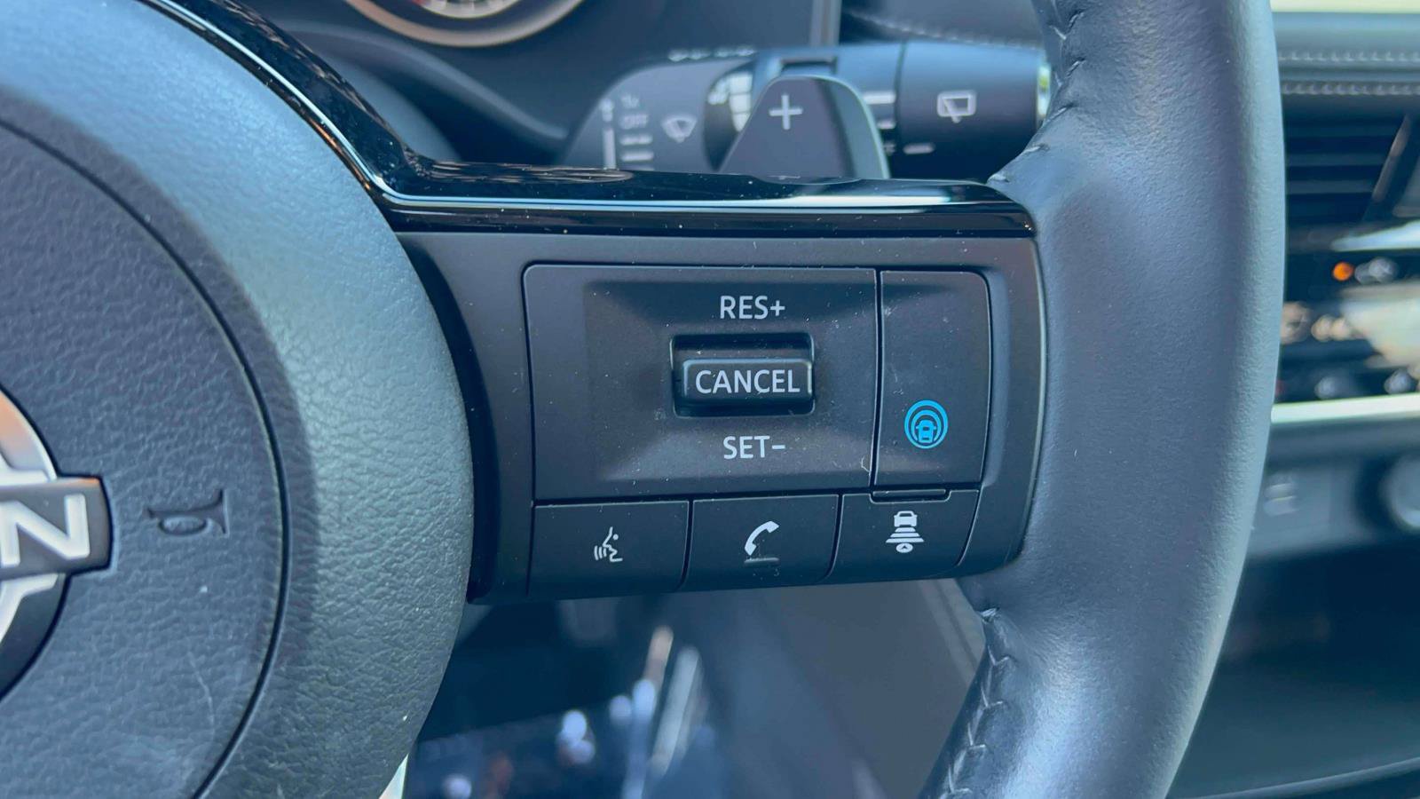 Used 2023 Nissan Rogue SL w/ SL Premium Package AWD/4WD image 18