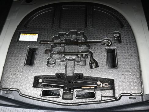 Used 2022 Toyota Camry XSE image 45