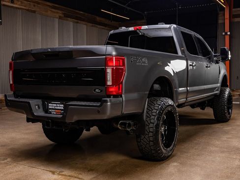 Used 2021 Ford F350 Platinum AWD/4WD image 8