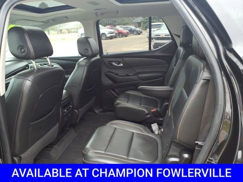 Used 2019 Chevrolet Traverse RS w/ LPO, 'HIT The Road' Package image 8