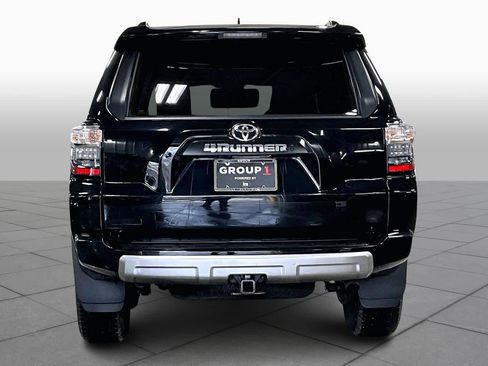 Used 2023 Toyota 4Runner TRD Off-Road Premium w/ Off Road Premium Plus Package image 5