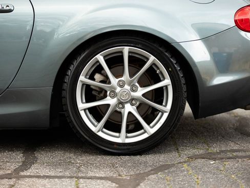 Used 2011 MAZDA MX-5 Miata Grand Touring image 10