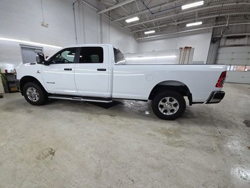 Used 2024 RAM 3500 Big Horn image 4