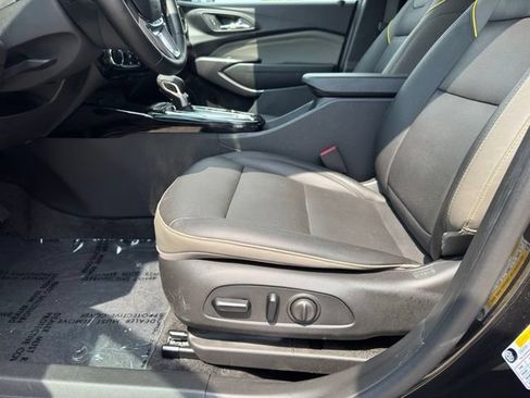 Used 2024 Chevrolet Trax ACTIV FWD image 5