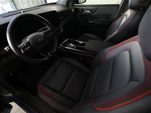 Used 2025 Chevrolet Equinox RS w/ Safety and Technology Package FWD image 16