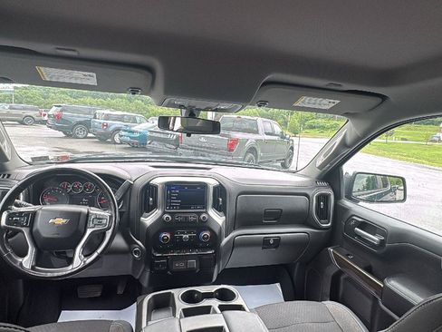 Used 2019 Chevrolet Silverado 1500 LT w/ All-Star Edition AWD/4WD image 19