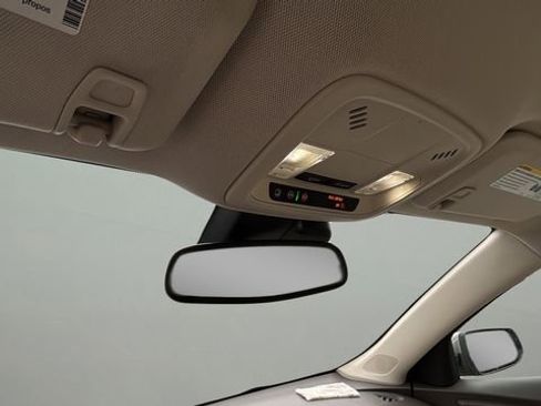 Used 2024 Chevrolet Malibu LT image 27