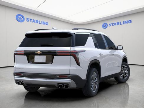 New 2026 Chevrolet Traverse LT FWD image 3