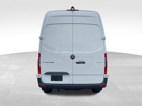 New 2025 Mercedes-Benz Sprinter 2500 image 6