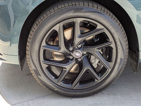 New 2025 Land Rover Range Rover Sport Dynamic SE image 15