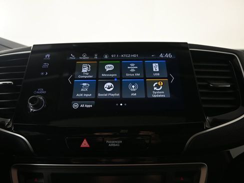 Used 2021 Honda Pilot Touring image 31