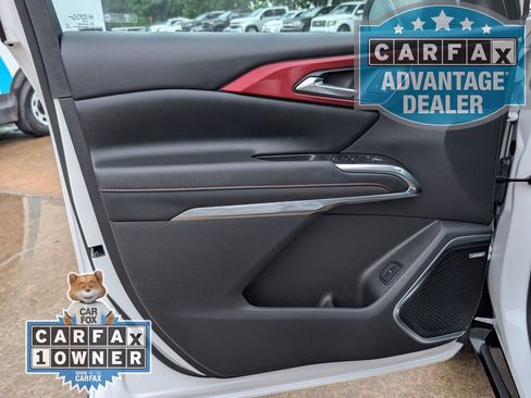 Used 2024 Chevrolet Traverse RS w/ LPO, Floor Liner Package AWD/4WD image 16