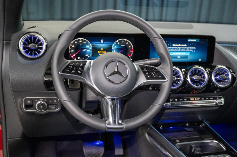 New 2026 Mercedes-Benz GLA 250 image 16