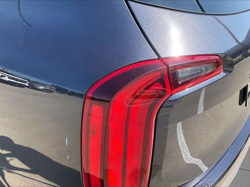 Used 2025 Kia Telluride S FWD image 26