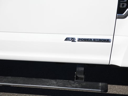 Used 2020 Ford F250 Limited image 5