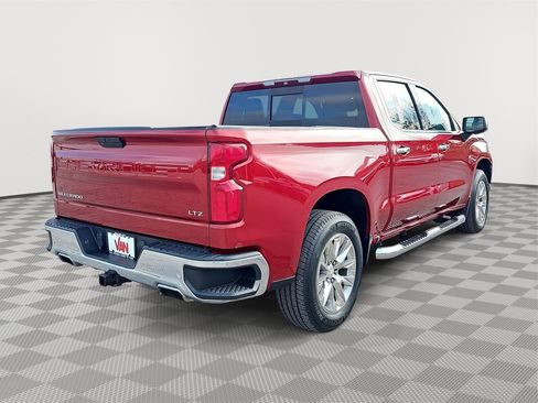 Used 2019 Chevrolet Silverado 1500 LTZ w/ LTZ Premium Package image 5