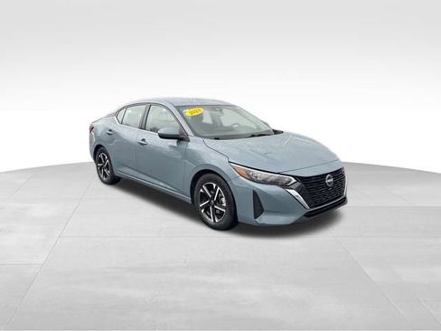 Used 2024 Nissan Sentra SV image 8