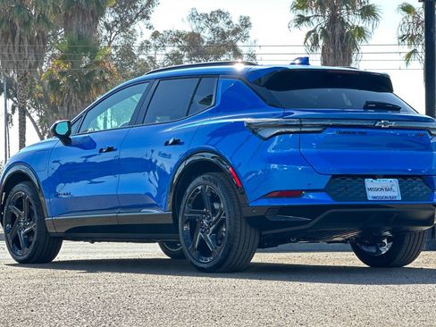 New 2025 Chevrolet Equinox EV RS image 6