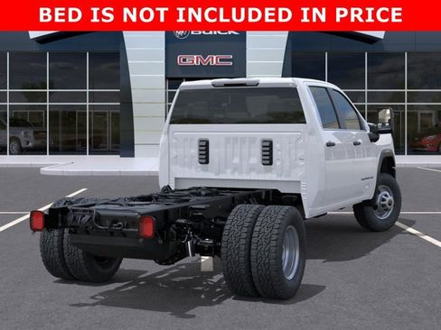 New 2025 GMC Sierra 3500 Pro w/ Convenience Package image 4