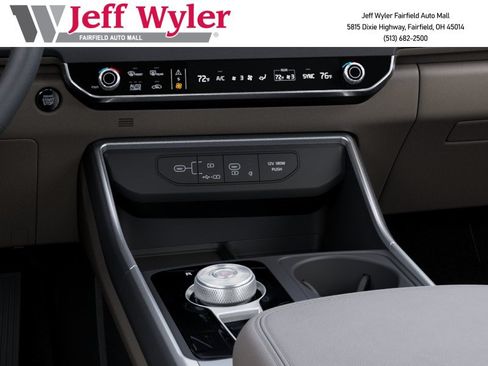 New 2026 Kia Carnival EX FWD image 24