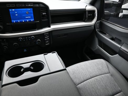 Used 2023 Ford F250 XL w/ STX Appearance Package AWD/4WD image 38