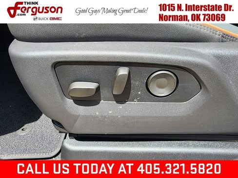 New 2026 GMC Yukon XL AT4 w/ AT4 Premium Plus Package AWD/4WD image 17