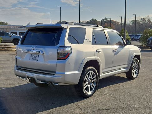 Used 2022 Toyota 4Runner TRD Sport image 8
