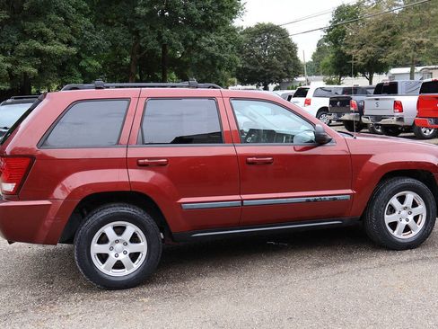 Used 2008 Jeep Grand Cherokee Laredo AWD/4WD image 8