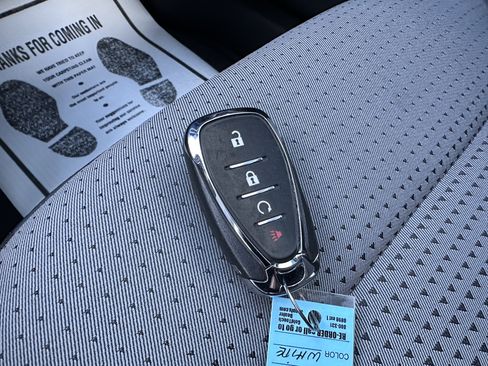 Used 2024 Chevrolet Trax LT w/ Driver Confidence Package image 17