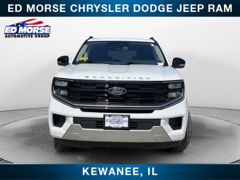 Used 2025 Ford Expedition Max Platinum AWD/4WD image 8