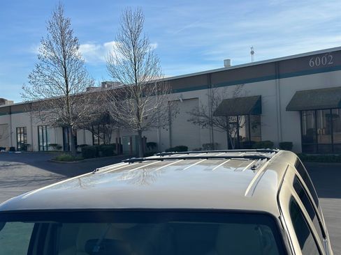 Used 2005 Ford Excursion Limited image 9