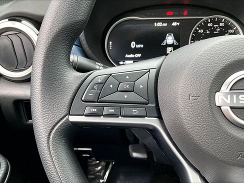 Used 2025 Nissan Versa SV w/ Trunk Package FWD image 12