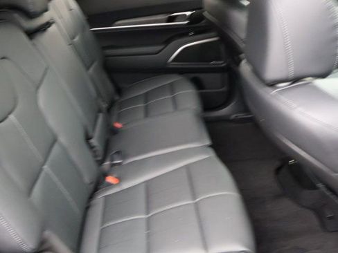 New 2025 Kia Telluride EX image 14