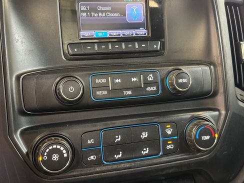 Used 2015 Chevrolet Silverado 2500 W/T AWD/4WD image 30