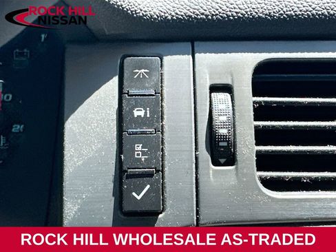 Used 2011 Chevrolet Avalanche LT AWD/4WD image 13