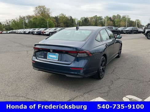 Used 2025 Honda Accord SE image 6
