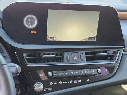 Used 2022 Lexus ES 350 w/ Premium Package image 15