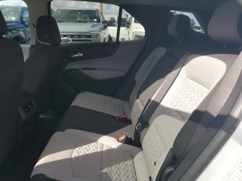 Used 2023 Chevrolet Equinox LT image 13