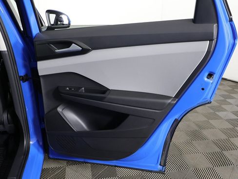 Used 2022 Volkswagen Taos SEL image 27