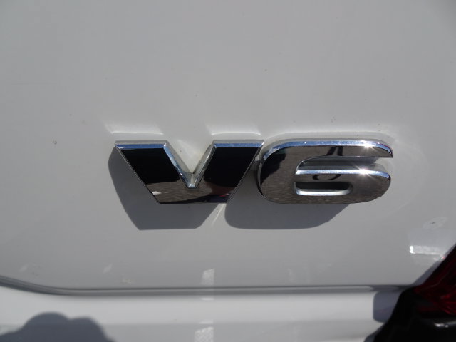 Used 2018 Toyota Tacoma SR5 AWD/4WD image 37