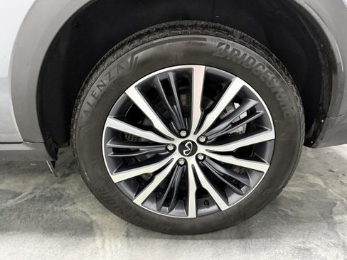 Used 2024 INFINITI QX60 Sensory AWD/4WD image 23