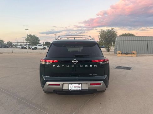 Certified 2023 Nissan Pathfinder SL AWD/4WD image 4