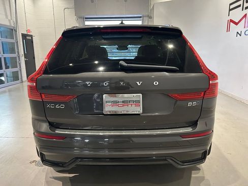 Used 2023 Volvo XC60 B5 Plus w/ Climate Package AWD/4WD image 5