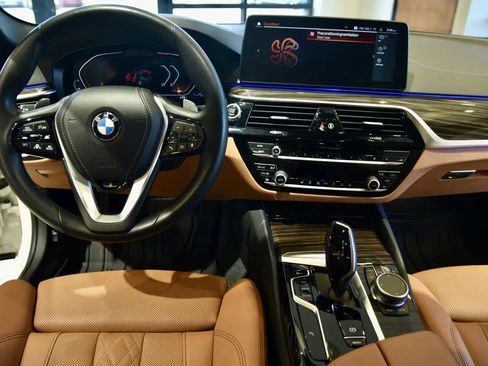Used 2022 BMW 540i xDrive w/ Premium Package AWD/4WD image 13