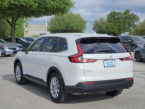 Used 2026 Honda CR-V EX image 5
