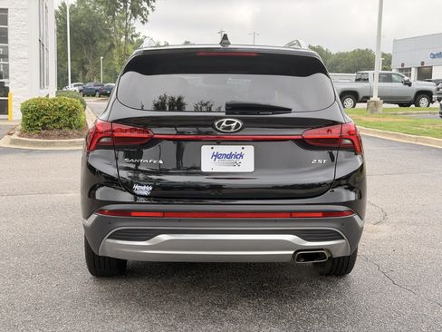 Used 2022 Hyundai Santa Fe Limited w/ Cargo Package FWD image 11