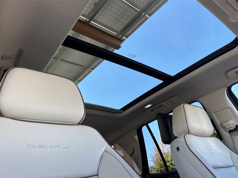 Used 2021 GMC Yukon Denali image 26