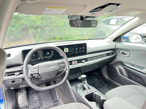 Used 2025 Kia K4 FWD image 34